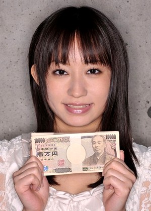 Mariko Hirota